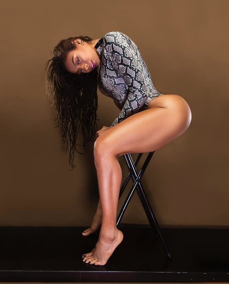 Shar Zayn schöne pornographische galerie