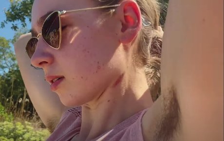 vollbusige milf onlyfans nackt sex bild