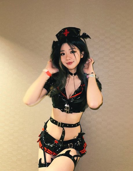 igumdrop nackt sexy bild