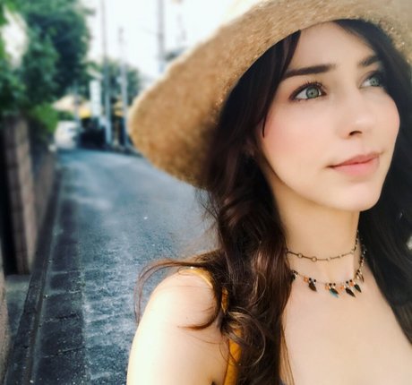 Stefanie Joosten nackt heiße foto