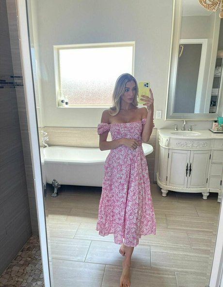 Emma Hix model heiße foto