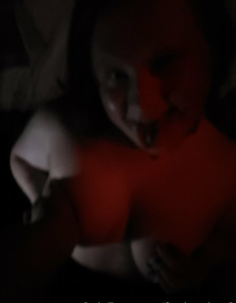 ftmincubus2 erotische pornographische fotos