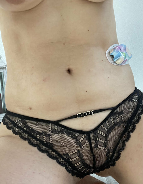 schwuler influencer onlyfans exklusive nackten bild