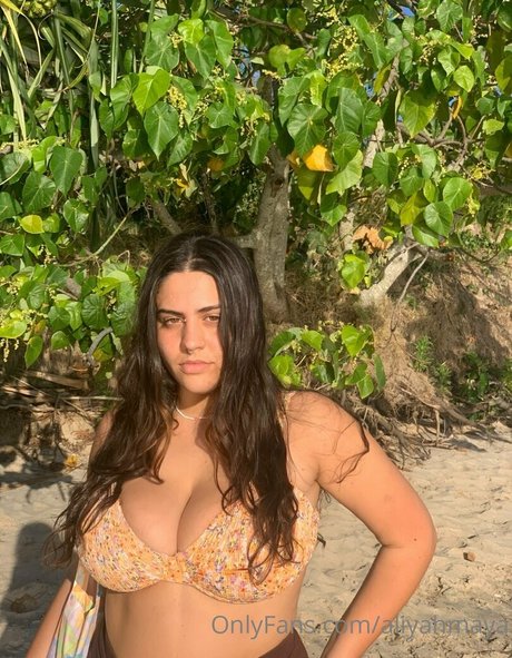 aliyahmaya sexy beste bild