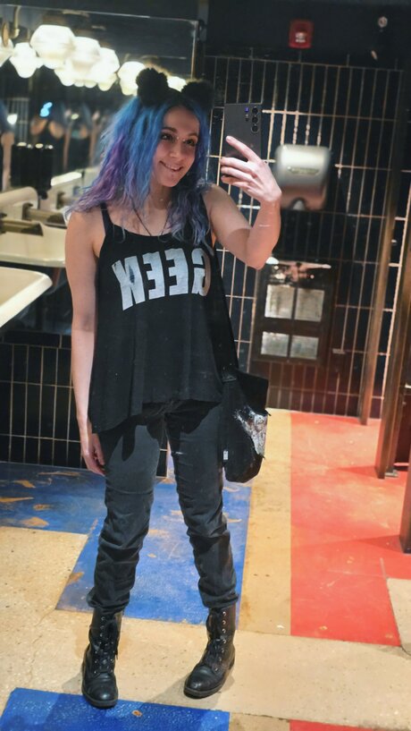 freetheo0pepper0o model hübsche bild