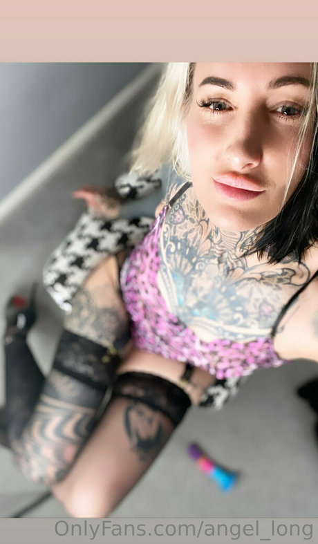 ebenholz-tattoo-onlyfans sexy nacktheit foto
