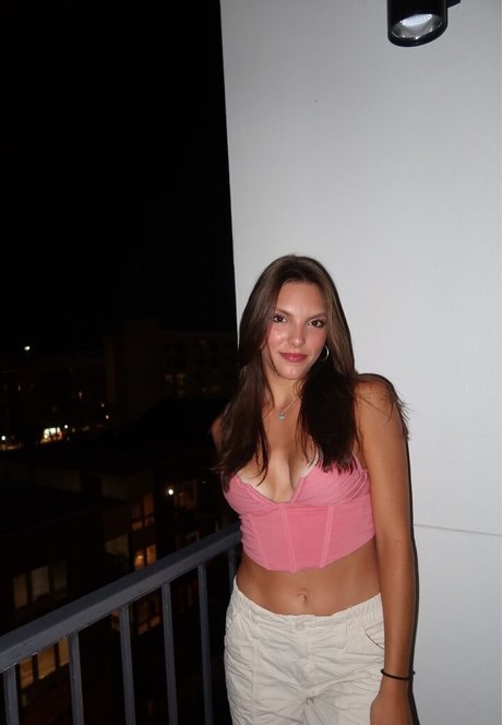 Jackie Aron perfekte nacktheit foto