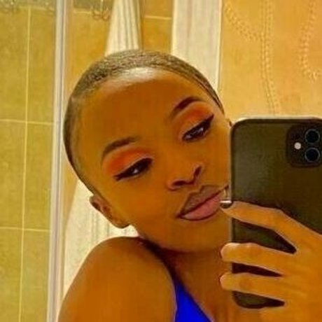 naomiebony erwachsene sexy archiv