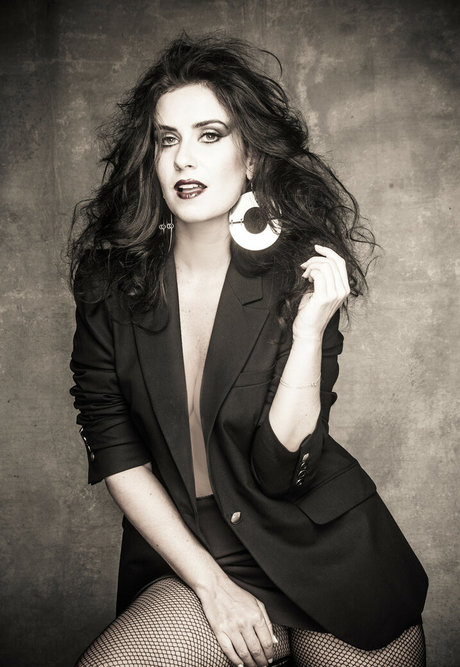 Larissa Erthal exklusive schöne bild