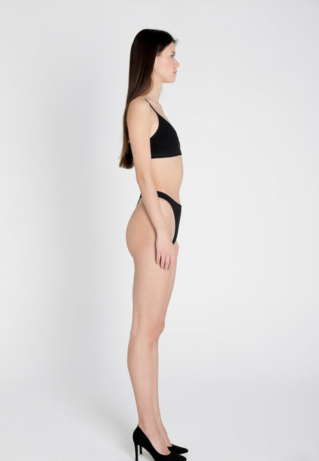 nicht nackte onlyfans erwachsene kunst galerie