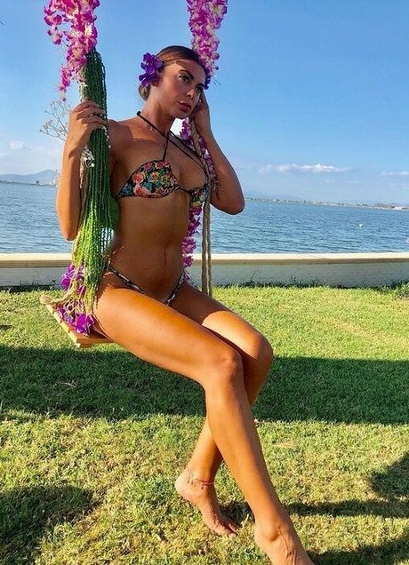 Jolanda De Rienzo pornostar galerien