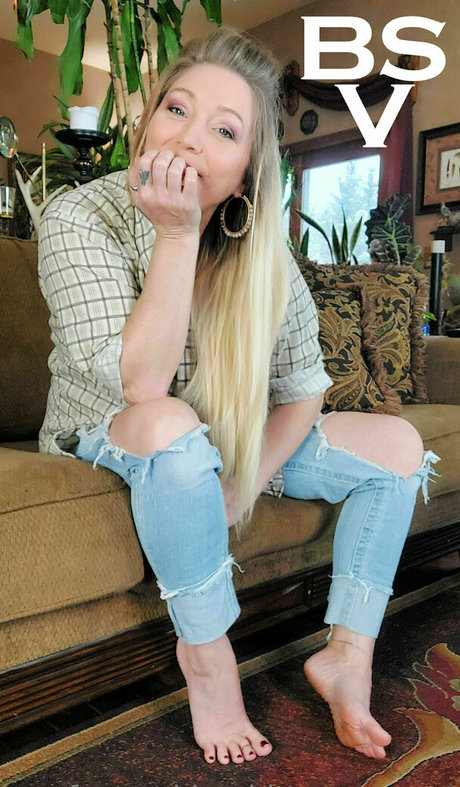 sportliche blonde onlyfans kunst exklusive foto