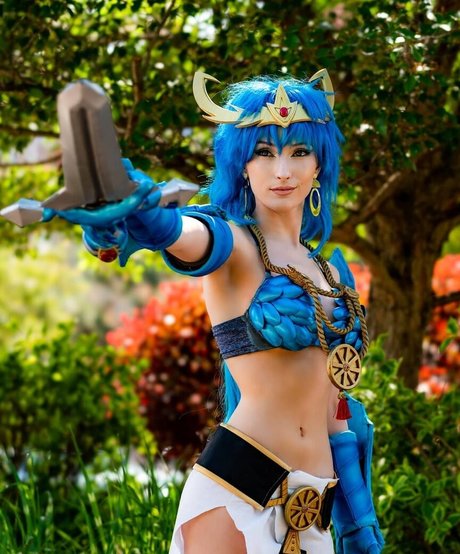 kainosaurus hübsche nacktheit galerie