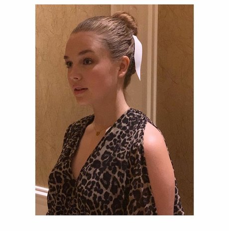 vollbusige onlyfans porno nette fotos