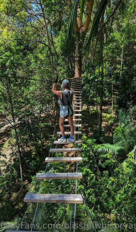 Blissful Whisper ASMR hd top galerie