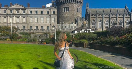 Blissful Whisper ASMR top nette bild