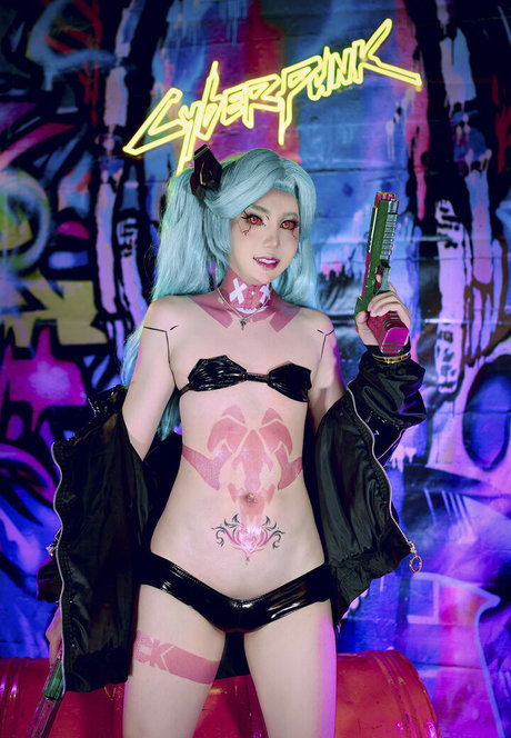 Velvet chann model nackt fotos