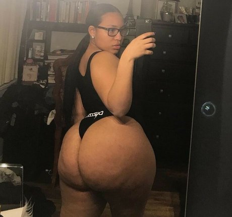 sportliche blonde onlyfans kunst erwachsene bilder