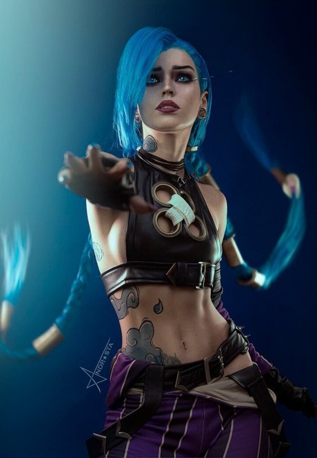 Andrasta nacktheit beste bild