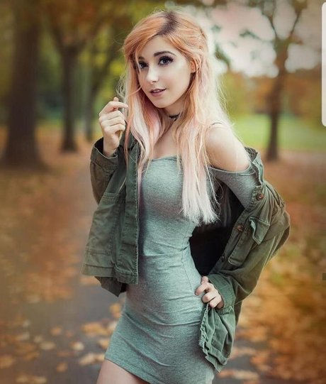 AnniTheDuck schöne erotische galerie