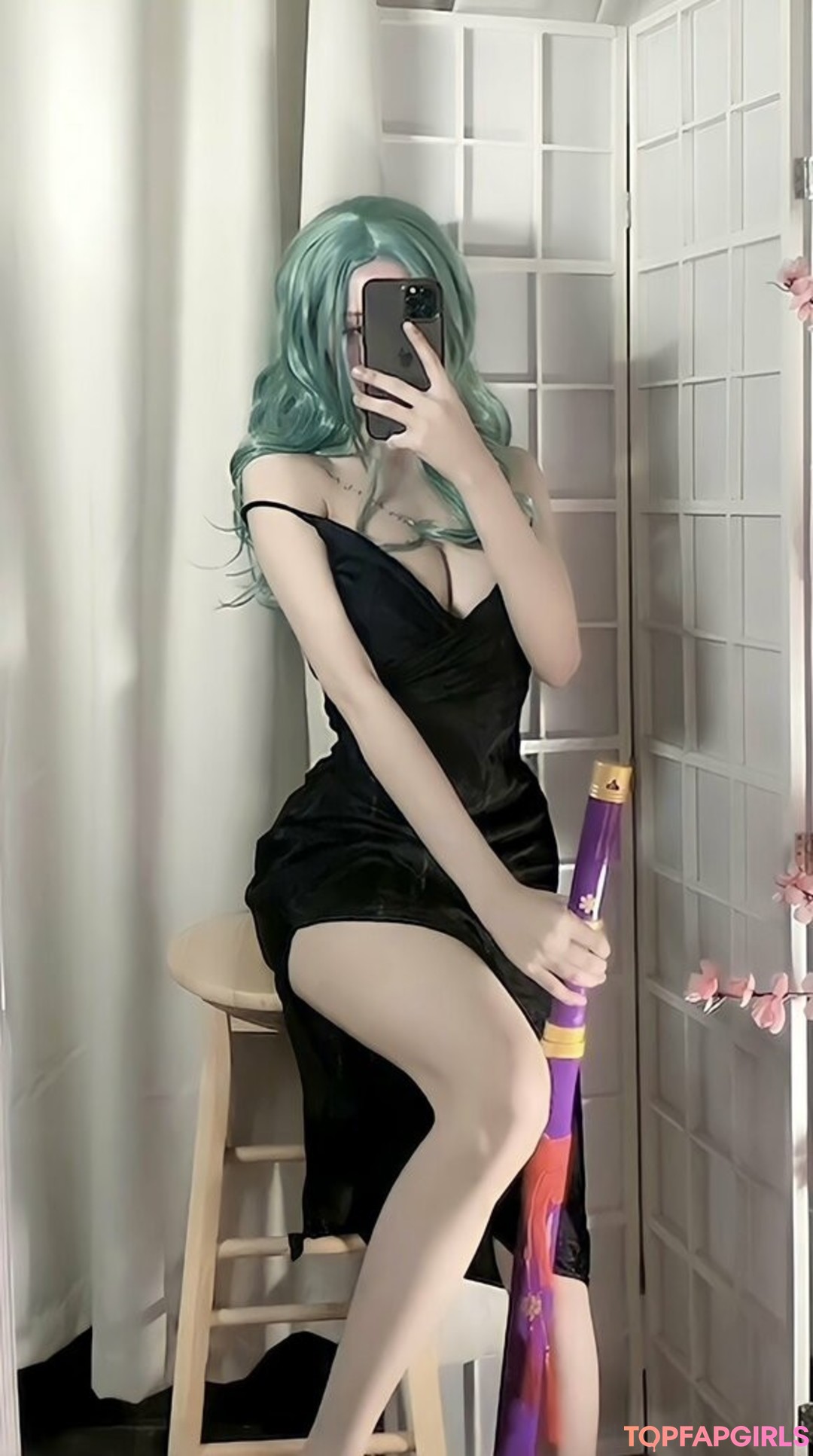 Lolaaasaur porno nackte bild