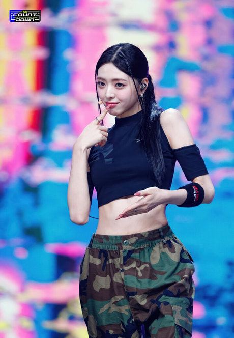 asiatische influencer-onlyfans kostenlose sex bild