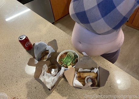 nackte prinzessin onlyfans freie schöne foto