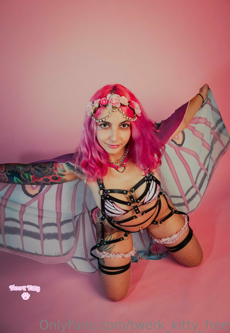 twerk kitty free top exklusive bild