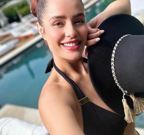 Ana Lucia Dominguez model erotische galerien