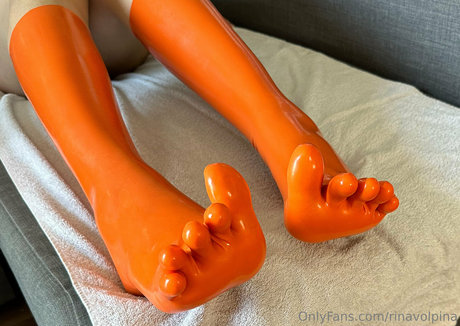 rinavolpina perfekte akt bilder