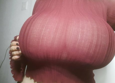 tallgirl onlyfans top freie bild