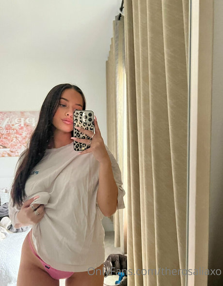 therosaliaxo nacktheit heiße foto