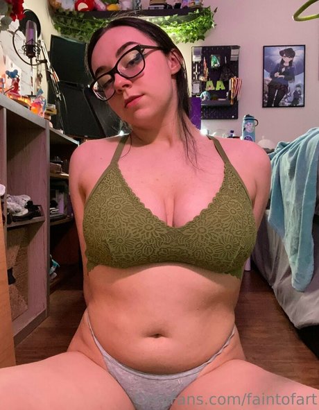 faintofart nacktheit exklusive bilder