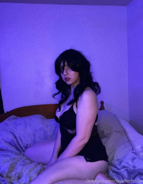 rayafterhours exklusive pornostar bild