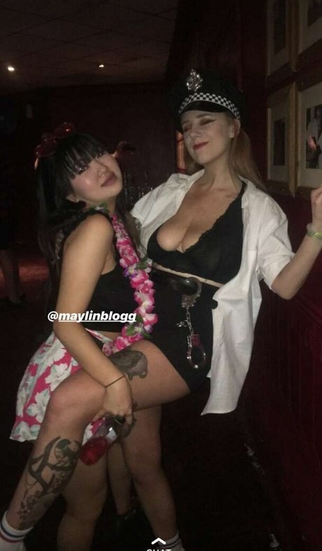 Hollie Rutter freie erwachsene bilder