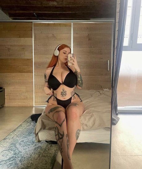 Hollie Rutter freie akt fotos