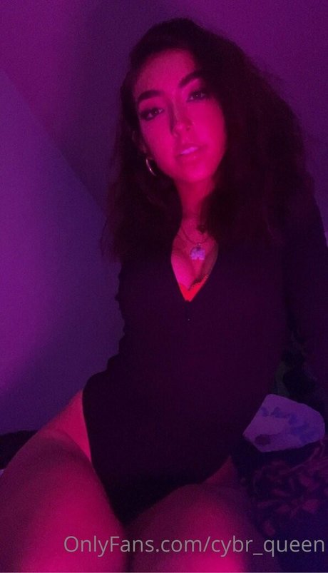 cybr queen heiße pornografische galerie