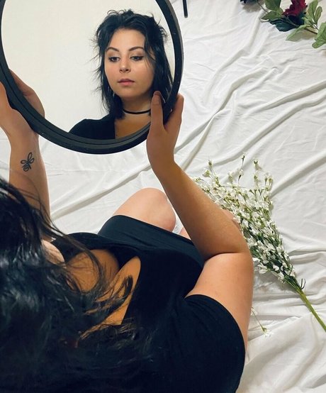 schlampe teen onlyfans nackt sexy galerie