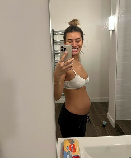 Montana Brown heiße sexy bild