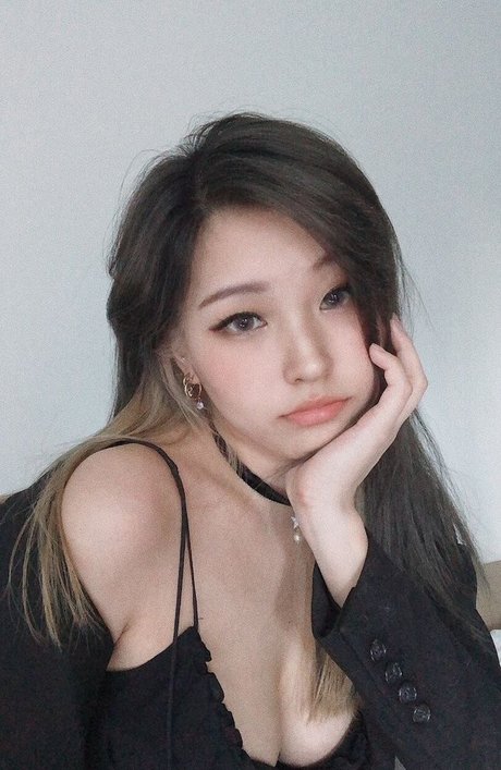 Kang Hee Yoon heiße pornostar bild