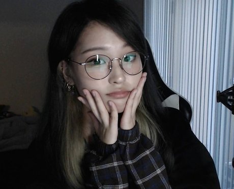 Kang Hee Yoon top pornostar fotos