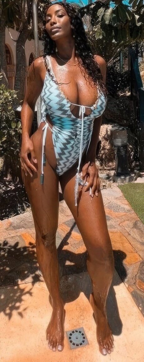 milf handjob onlyfans beste nackte bilder