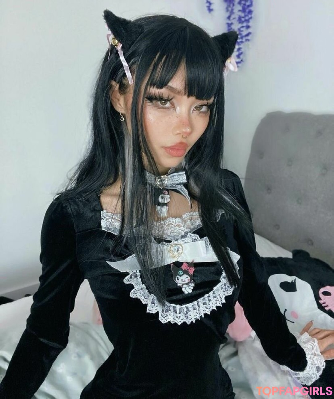 Ikari nackt kostenlose bilder