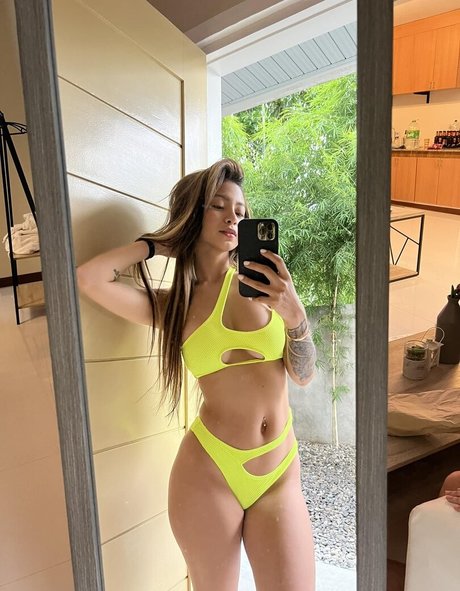 Pinay Gems schauspielerin nackt bild