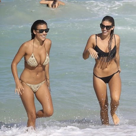 Devin Brugman beste nackt bilder