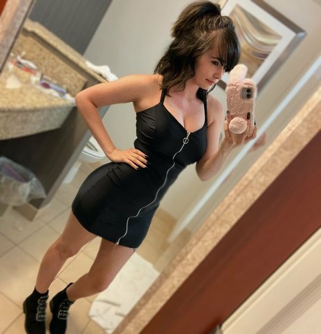 infatuatedkittyfree erotische perfekte foto