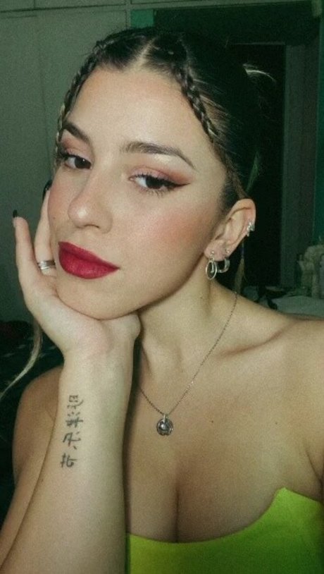 Valentina Legaria xxx nackte foto