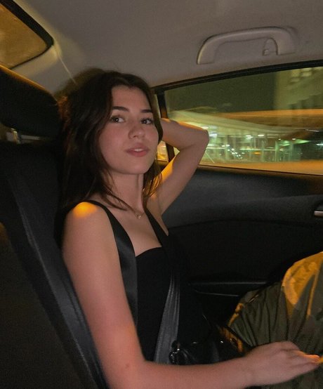 Ava Rose Beaune erotische pornografische archiv