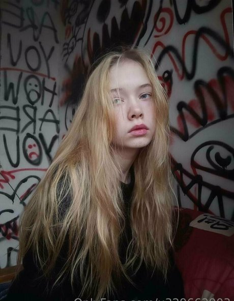 tiny tyan freie nacktheit fotos