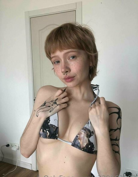 tiny tyan nackt sex bild